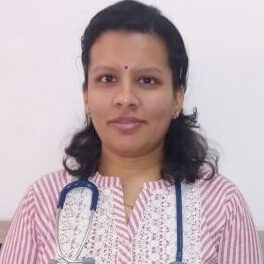 Portrait of Dr. Shruti Toshniwal, leading hematologist in Aurangabad.